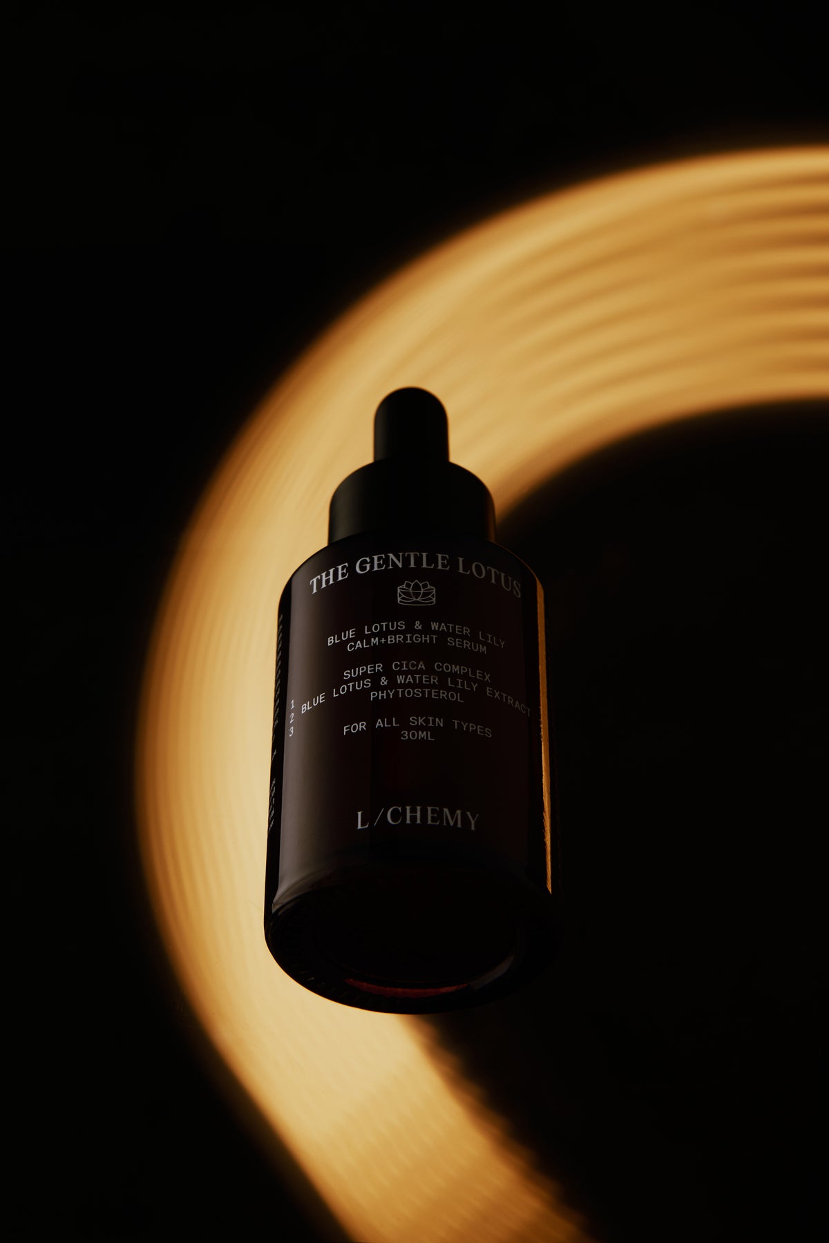 The Gentle Lotus Serum / Blue Lotus & Water Lily Calm+Bright Serum – L ...